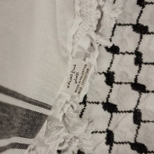 Load image into Gallery viewer, Original Hirbawi Kufiya / Keffiyeh | Palestinian Scarf - Traditional black and white
