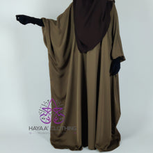 Load image into Gallery viewer, Bisht Style Abaya - Cappuccino
