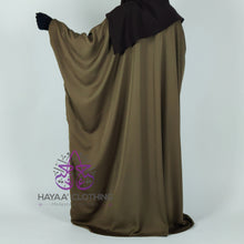 Load image into Gallery viewer, Bisht Style Abaya - Cappuccino
